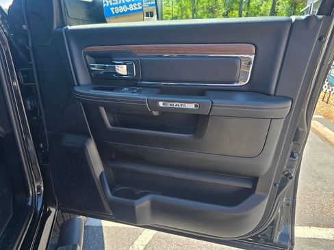 Used 2017 RAM 2500 Laramie w/ Sport Appearance Group AWD/4WD image 18