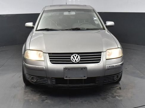 Used 2004 Volkswagen Passat GLX AWD/4WD image 4