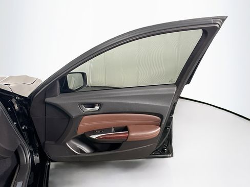 Used 2015 Acura TLX V6 image 30