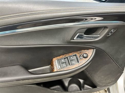 Used 2014 Chevrolet Impala LTZ image 21
