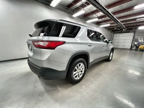 Used 2019 Chevrolet Traverse LT AWD/4WD image 8