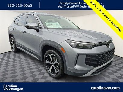 New 2025 Volkswagen Tiguan SE