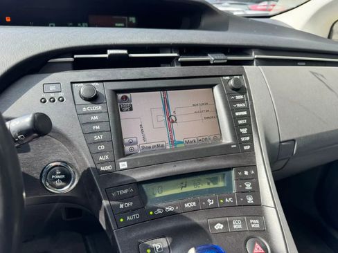Used 2010 Toyota Prius Four FWD image 33