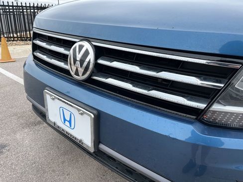 Used 2020 Volkswagen Tiguan SE image 15