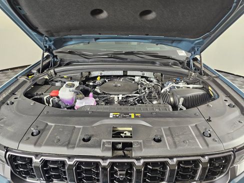 New 2026 Jeep Grand Cherokee Summit AWD/4WD image 12