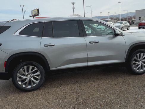 New 2026 Buick Enclave Preferred w/ Super Cruise Package image 9