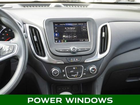 Used 2024 Chevrolet Equinox LT image 10