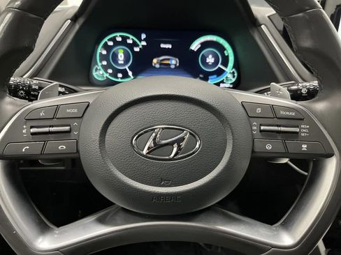Used 2023 Hyundai Sonata Limited w/ Cargo Package image 17