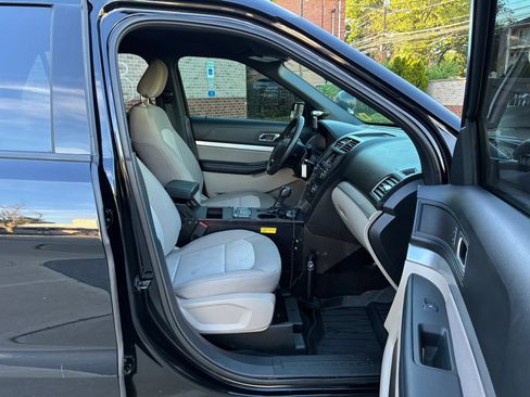 Used 2018 Ford Explorer 4WD image 14