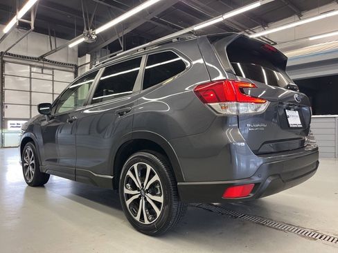 Certified 2024 Subaru Forester Limited image 5