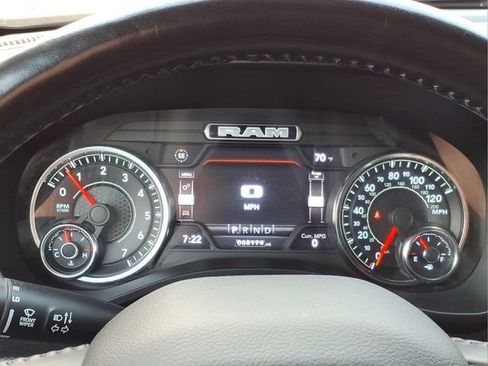 Used 2022 RAM 1500 Big Horn AWD/4WD image 24