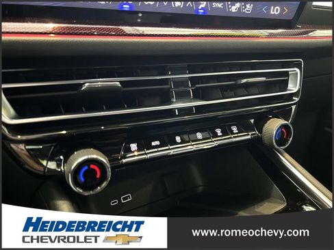 Used 2024 Chevrolet Traverse RS w/ LPO, Floor Liner Package AWD/4WD image 23