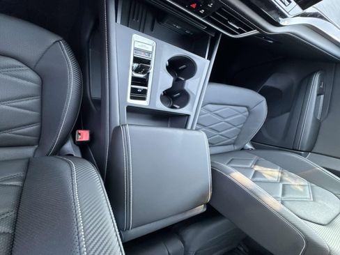 New 2026 Volkswagen Atlas Cross Sport SE FWD image 16