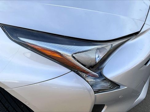 Used 2017 Toyota Prius Two image 25