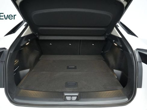 Used 2024 Nissan Ariya AWD image 8