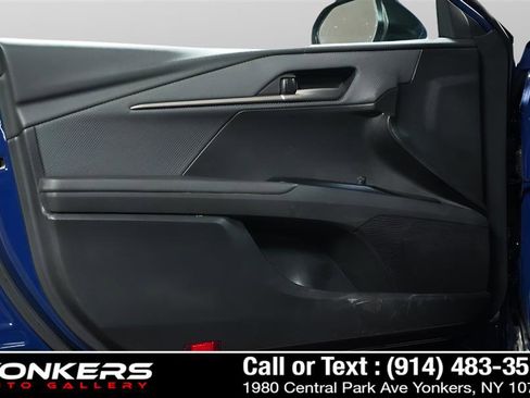 Used 2025 Toyota Camry SE image 52