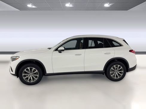 Certified 2026 Mercedes-Benz GLC 300 image 2