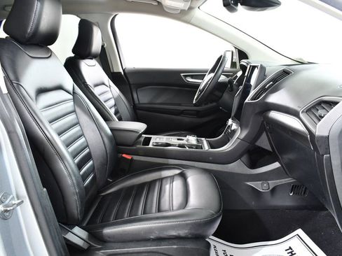 Used 2022 Ford Edge SEL w/ Convenience Package AWD/4WD image 10