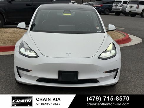 Used 2021 Tesla Model 3 Standard Range Plus image 2