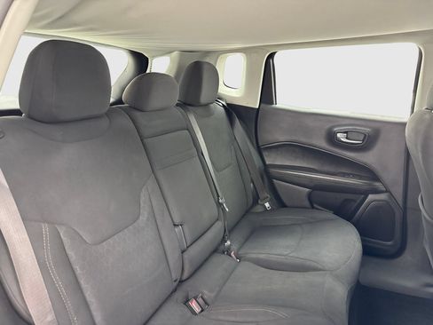 Used 2019 Jeep Compass Sport AWD/4WD image 46