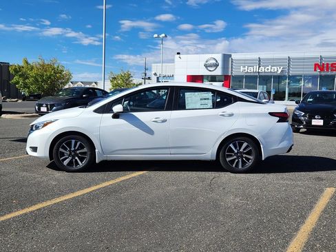 New 2025 Nissan Versa SV w/ Trunk Package image 2