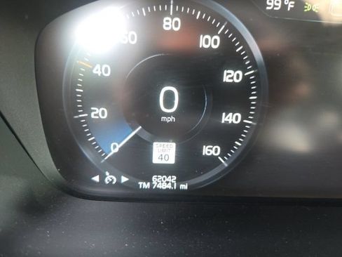 Used 2021 Volvo V60 T5 Cross Country w/ Climate Package AWD/4WD image 9