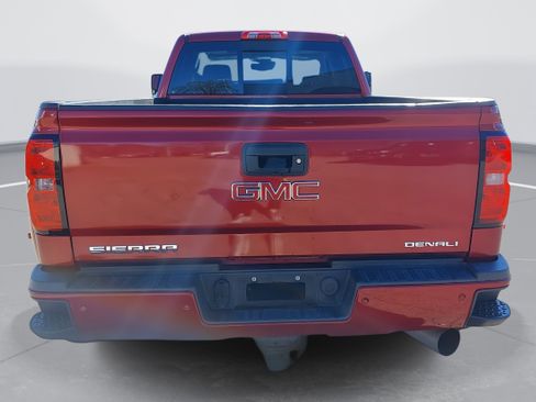 Used 2018 GMC Sierra 3500 Denali w/ Duramax Plus Package image 6
