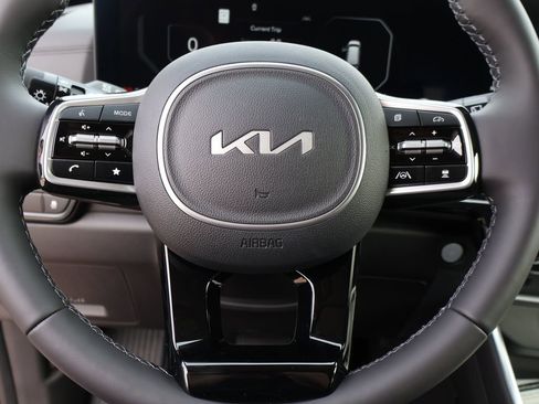 New 2026 Kia Carnival SX Prestige FWD image 35