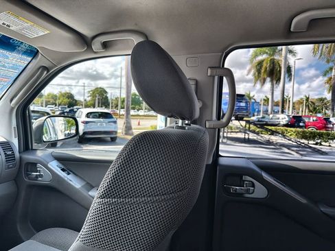 Used 2010 Nissan Pathfinder S AWD/4WD image 10