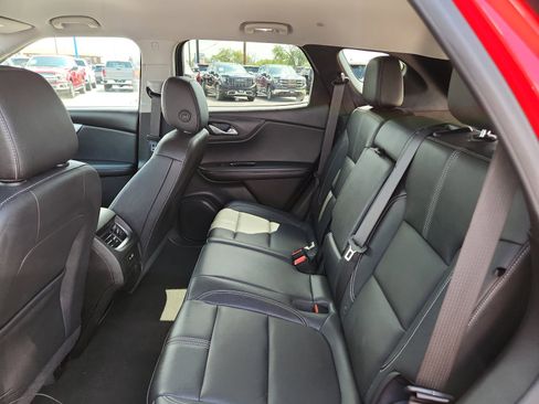 Used 2023 Chevrolet Blazer LT image 9
