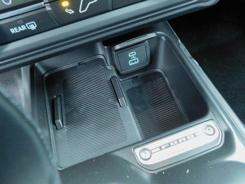 New 2025 Ford Bronco 4-Door image 29