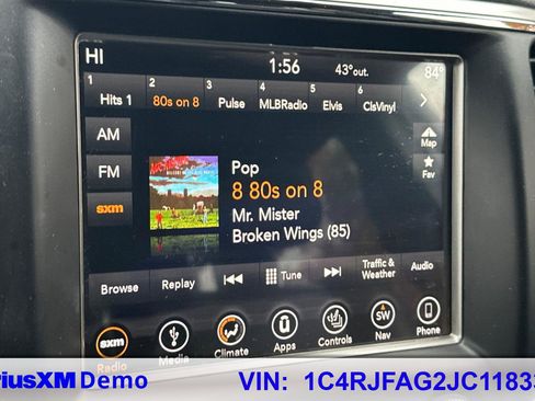 Used 2018 Jeep Grand Cherokee Altitude image 29