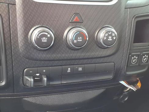 Used 2016 RAM 2500 Tradesman w/ Popular Equipment Group image 18