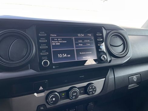 Used 2022 Toyota Tacoma SR w/ SR Convenience Package image 16