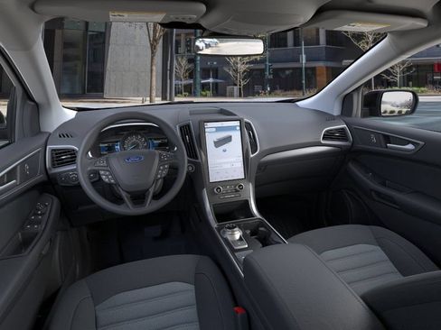 New 2024 Ford Edge SE w/ Black Appearance Package AWD/4WD image 9