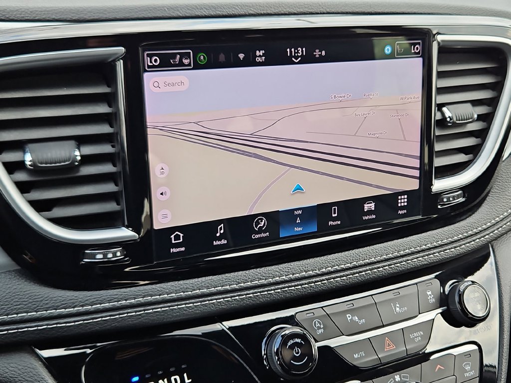 Used 2025 Chrysler Pacifica Limited FWD image 36