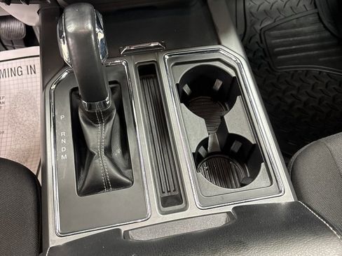 Used 2020 Ford F150 XLT w/ Equipment Group 302A Luxury image 14