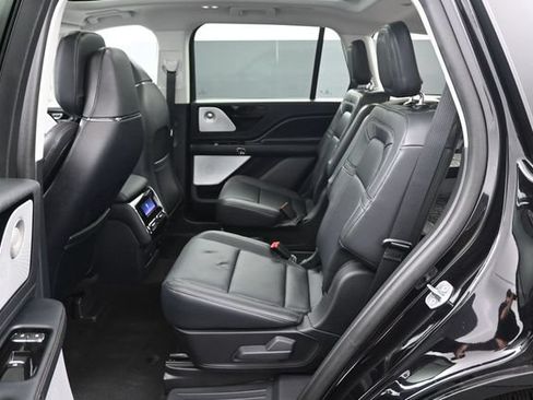 Certified 2025 Lincoln Aviator Reserve w/ Equipment Group 201A AWD/4WD image 21