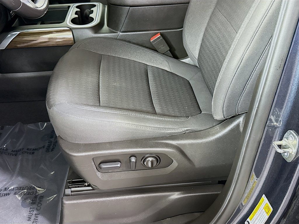Used 2022 Chevrolet Silverado 1500 RST AWD/4WD image 24