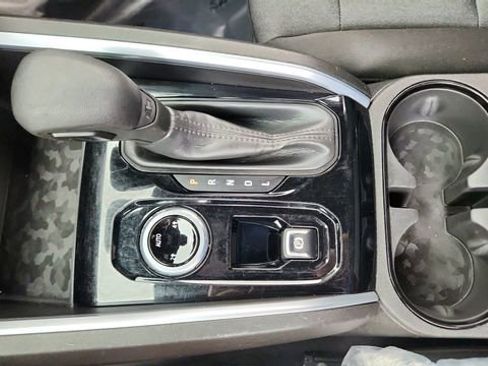 Used 2023 Chevrolet Colorado W/T w/ Advanced Trailering Package AWD/4WD image 45