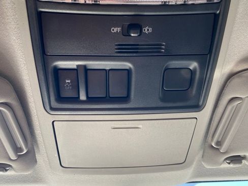 Used 2016 Toyota 4Runner SR5 image 23