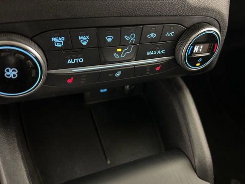 Used 2020 Ford Escape SEL image 17