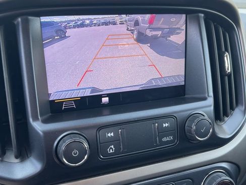 Used 2019 Chevrolet Colorado Z71 image 9