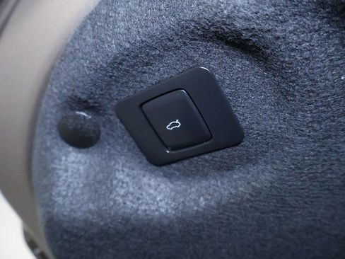 Used 2020 Lincoln MKZ Reserve w/ Elements Package image 21