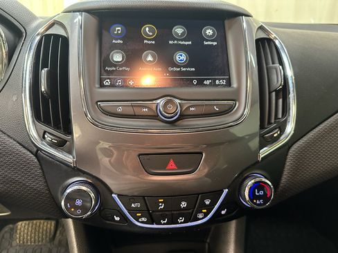 Used 2019 Chevrolet Cruze LT w/ Convenience Package image 23