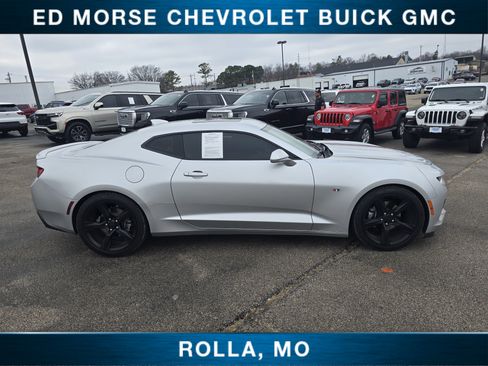 Used 2017 Chevrolet Camaro LT image 2