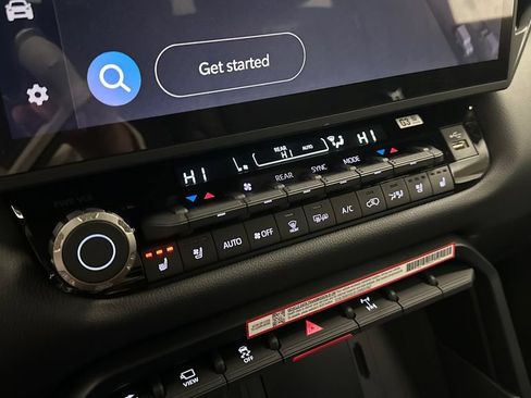 Used 2025 Toyota Sequoia TRD Pro AWD/4WD image 30
