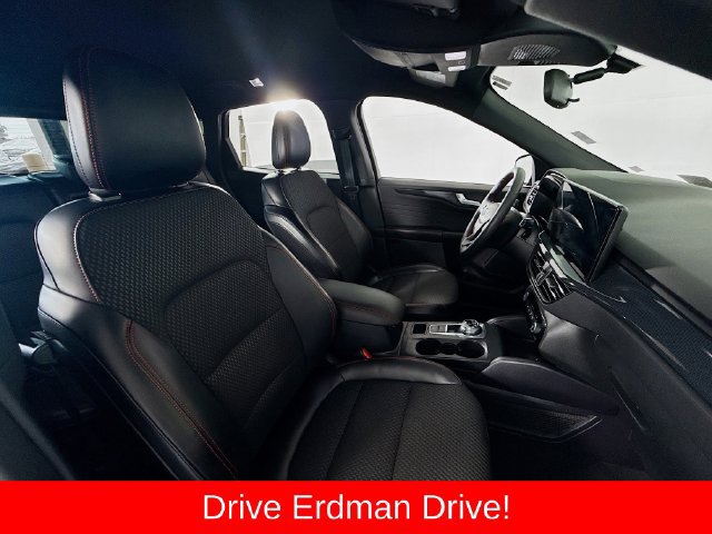Used 2023 Ford Escape ST-Line Select w/ Tech Pack #2 AWD/4WD image 24