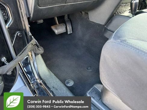 Used 2018 Jeep Wrangler Sport AWD/4WD image 25