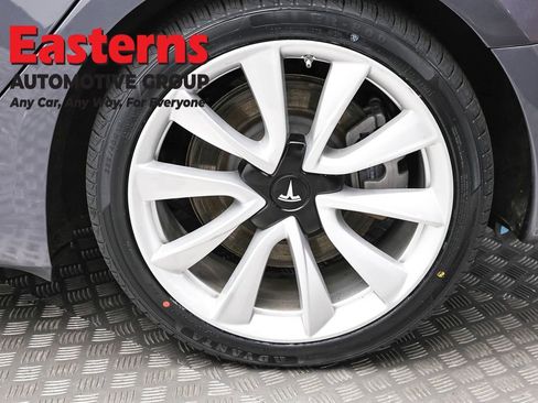 Used 2018 Tesla Model 3 Long Range image 8